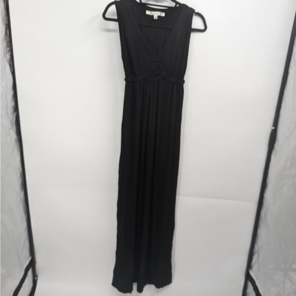 Max studio, women’s black maxi dress, sleeveless‎ V-neck Size medium - Picture 6 of 6